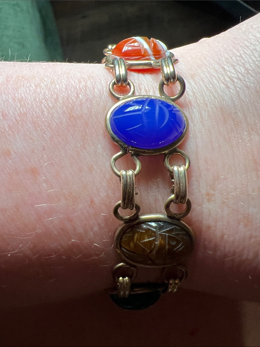 Vintage Amco Signed 12k Gold Filled Multi Gemstone Carved Scarab Bracelet - Picture 13 of 15